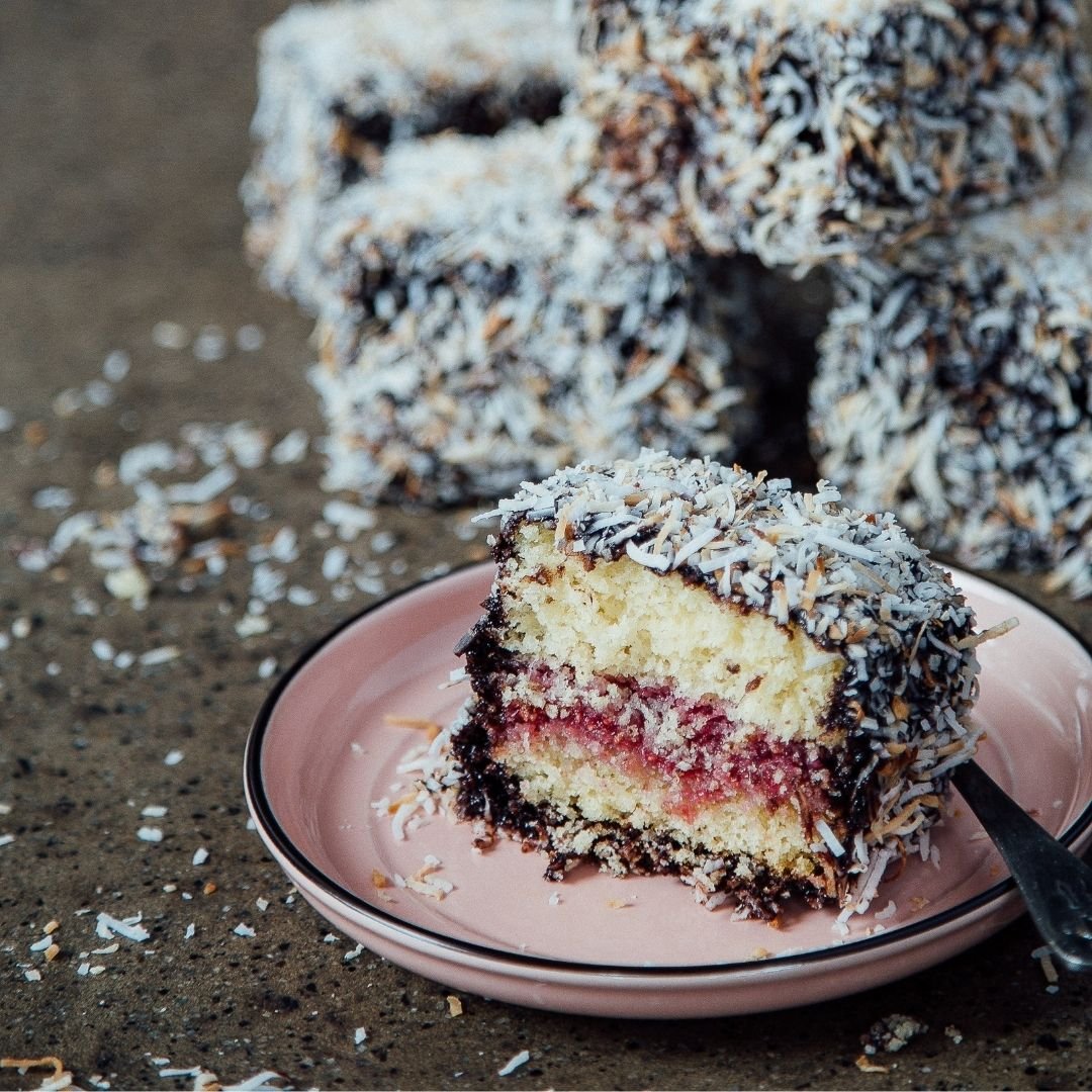 Australian baking class - vanilla Lamingtons
